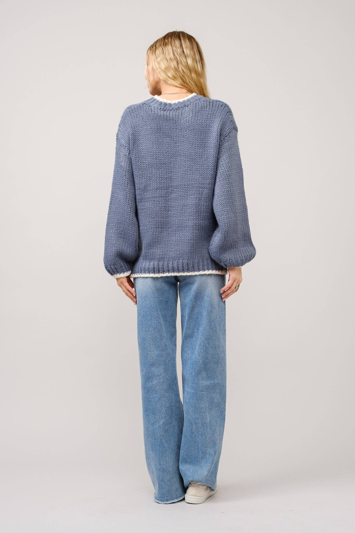 Tink📚- Bow Embroidered Loose Fit Sweater
