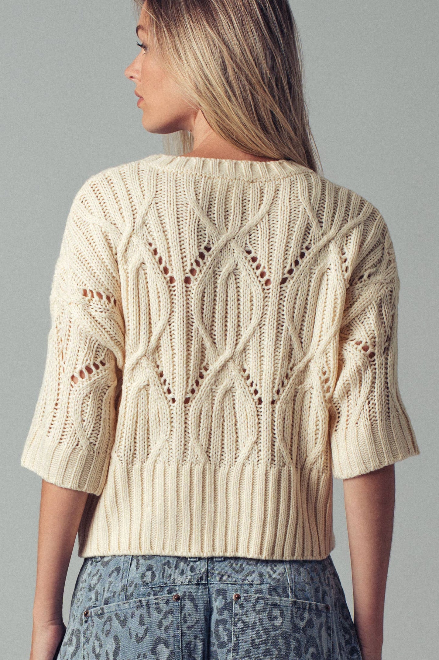 Clary📚Bohemian Knit Crochet Three Quarter Sleeve Crew Neck Sweater