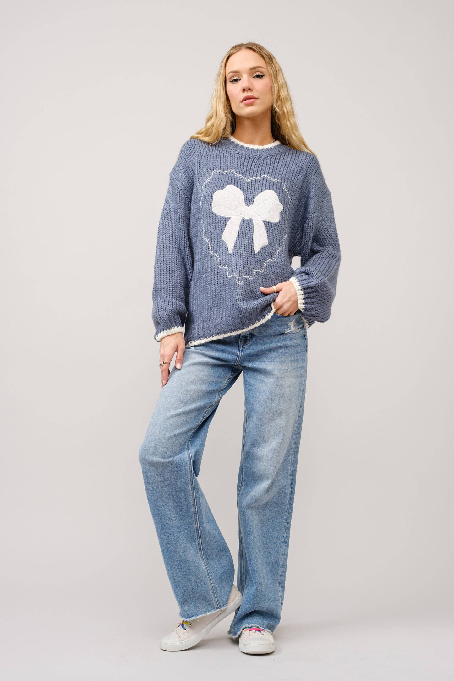 Tink📚- Bow Embroidered Loose Fit Sweater