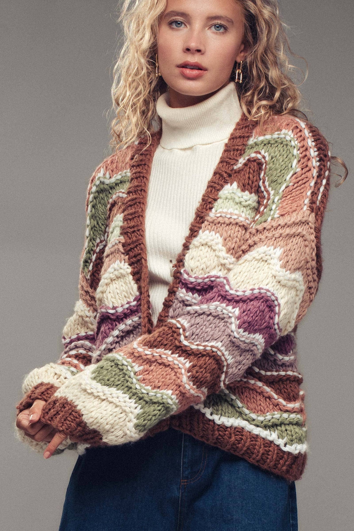 Sookie📚 Chunky Wave Knit Cardigan – Multicolor Yarn, Cropped Fit